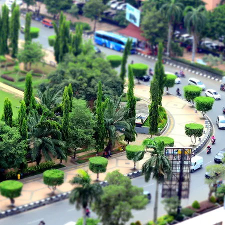 Louis Kienne Hotel Simpang Lima-3